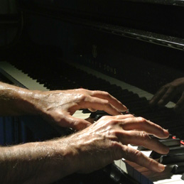 mains clavier